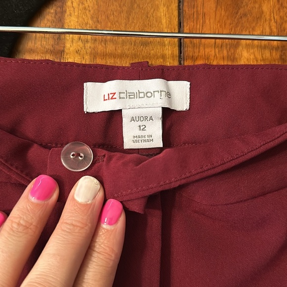 EUC - Liz Claiborne Aurora size 12 Cabernet maroon pants pockets and belt loops - Picture 6 of 6
